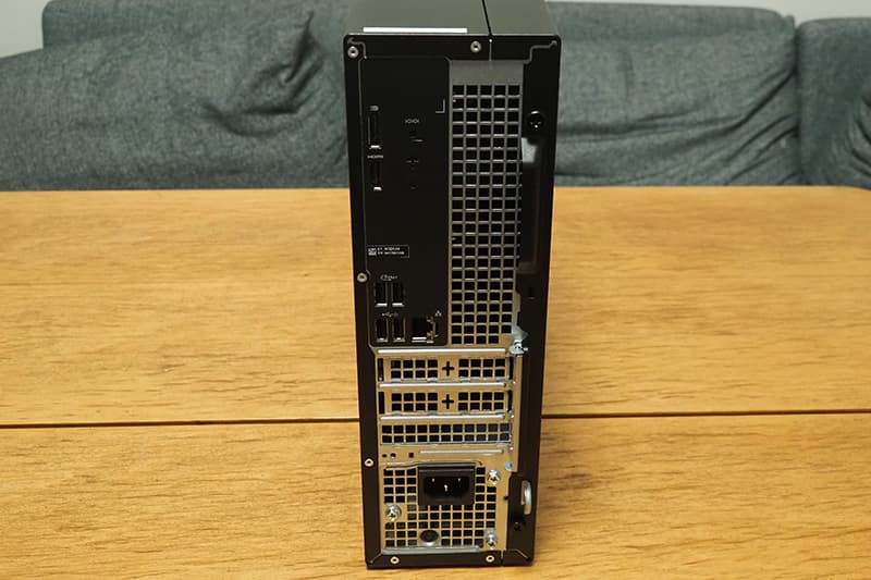 Dell スリム デスクトップのポート